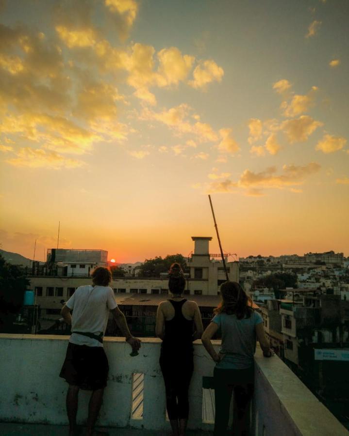 Eltravo - Hostel Udaipur Luaran gambar